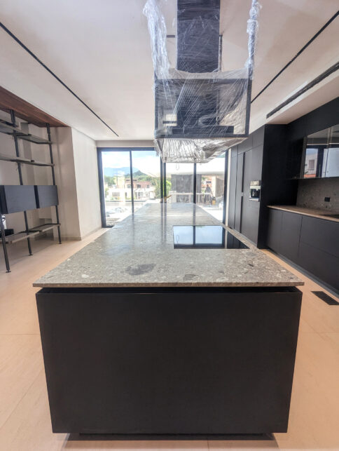 PXL_20230830_162500436